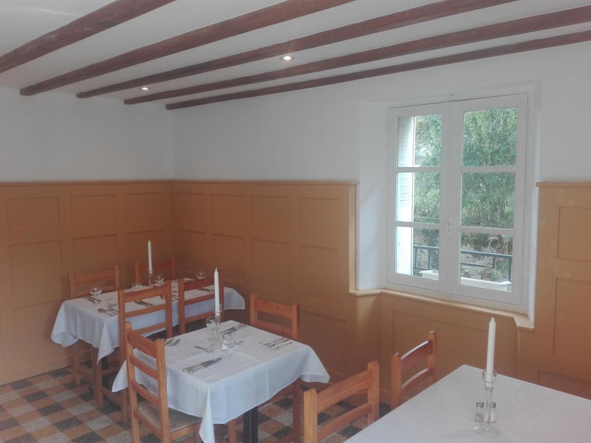 L'Esquilon Chambre D'Hote Bed and Breakfast Thiat Exteriör bild